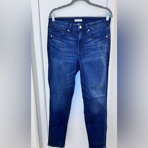 EXCELLENT CONDITION - Good American “Good Legs” Skinny Jeans – Dark Wash